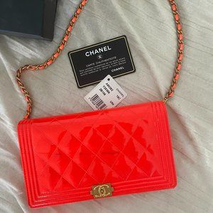 CHANEL Patent Boy Wallet On Chain